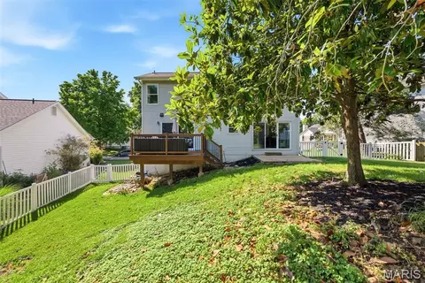 Exterior - 1015 Anna Meadows Ln, Ballwin, MO 63021 photo 12 of 14