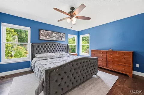 Bedroom - 1015 Anna Meadows Ln, Ballwin, MO 63021 photo 1 of 5