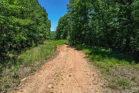 000 Lodge Rd, Bourbon, MO 65441 photo 12