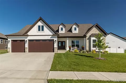 603 Schapers Ct, Moscow Mills, MO 63362