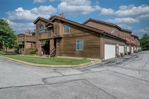 Exterior - 1002 Hemingway Ln #H, Weldon Spring, MO 63304 photo 9 of 14