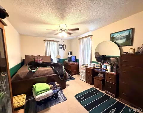 Bedroom - 1086 Mill Hill Rd, Saint Clair, MO 63077 photo 4 of 6