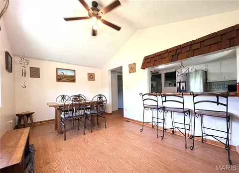 Dining - 1086 Mill Hill Rd, Saint Clair, MO 63077 photo 2 of 4