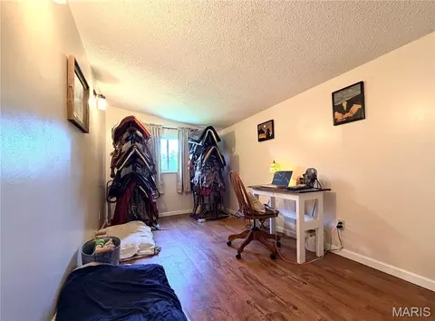 Bedroom - 1086 Mill Hill Rd, Saint Clair, MO 63077 photo 6 of 6
