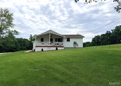Exterior - 1086 Mill Hill Rd, Saint Clair, MO 63077 photo 2 of 15