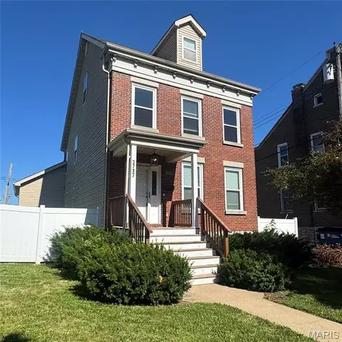 3717 Tennessee Ave, Saint Louis, MO 63118