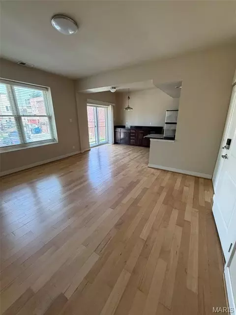 5621 Pershing Ave #13, Saint Louis, MO 63112