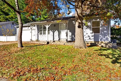 2325 Amarillo Dr, O'fallon, MO 63368 photo 4