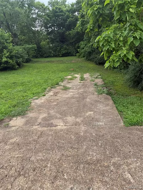 507 Field St, Park Hills, MO 63601