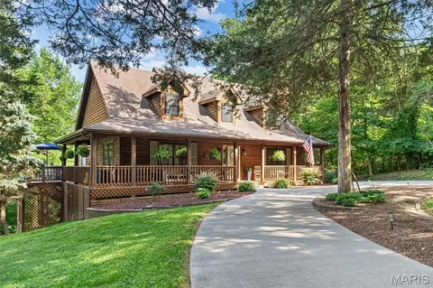 340 Great Oaks Dr, Labadie, MO 63055
