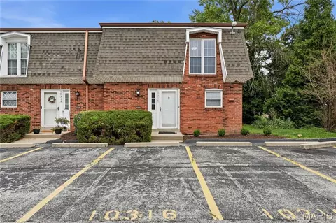 10316 Corbeil Dr, Saint Louis, MO 63146