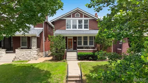 5911 Pershing Ave, Saint Louis, MO 63112