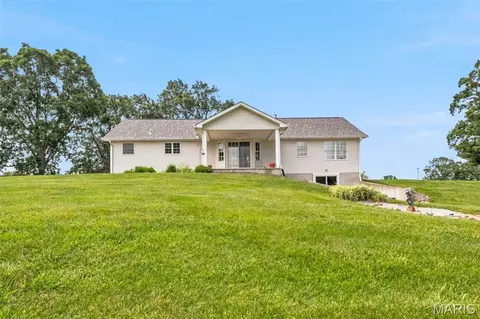 Exterior - 451 Birkhead Rd, Winfield, MO 63389 photo 5 of 19
