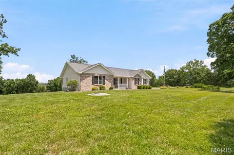 Exterior - 451 Birkhead Rd, Winfield, MO 63389 photo 4 of 19