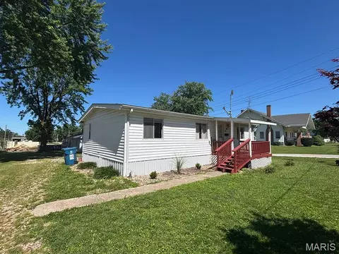 206 Washington St, Shelbyville, MO 63469