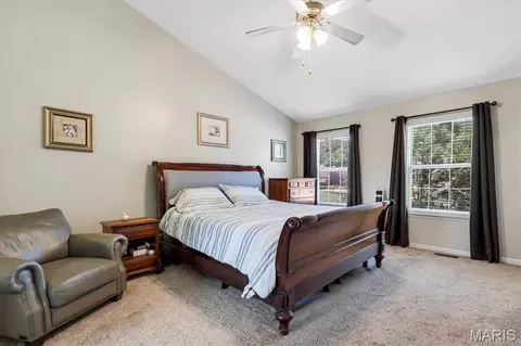 Bedroom - 2 Doe Valley Ct, O'fallon, MO 63366 photo 3 of 9