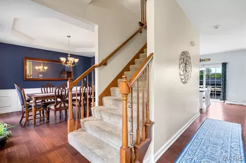Entry Way - 2 Doe Valley Ct, O'fallon, MO 63366 photo 2 of 5