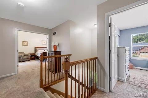 Entry Way - 2 Doe Valley Ct, O'fallon, MO 63366 photo 4 of 5