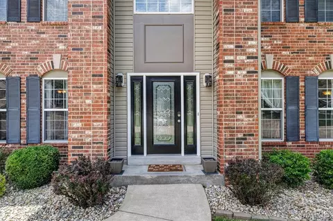 Entry Way - 2 Doe Valley Ct, O'fallon, MO 63366 photo 1 of 5