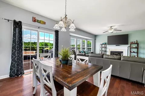 Dining - 2 Doe Valley Ct, O'fallon, MO 63366 photo 6 of 6