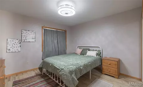 Bedroom - 768 Squaw Rd, Cuba, MO 65453 photo 1 of 5