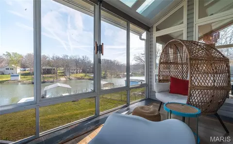 Exterior - 768 Squaw Rd, Cuba, MO 65453 photo 4 of 11