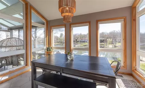 Dining - 768 Squaw Rd, Cuba, MO 65453 photo 2 of 2