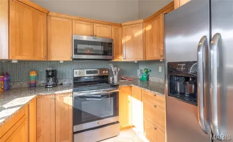 Kitchen - 768 Squaw Rd, Cuba, MO 65453 photo 1 of 1