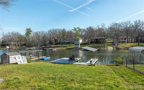 Exterior - 768 Squaw Rd, Cuba, MO 65453 photo 8 of 11