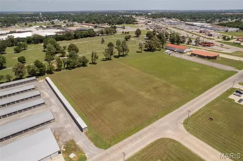 1168 Stallcup Dr, Sikeston, MO 63801 photo 4