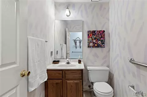 Bath - 2263 Pendleton Cir, O'fallon, MO 63368 photo 1 of 4