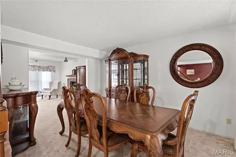 Dining - 2263 Pendleton Cir, O'fallon, MO 63368 photo 1 of 3