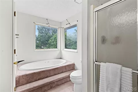 Bath - 2263 Pendleton Cir, O'fallon, MO 63368 photo 4 of 4
