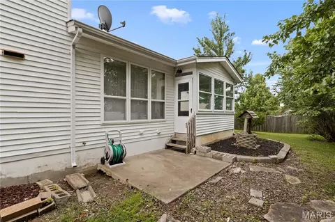 Exterior - 2263 Pendleton Cir, O'fallon, MO 63368 photo 4 of 6