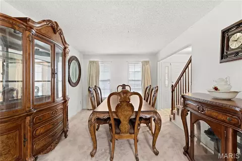 Dining - 2263 Pendleton Cir, O'fallon, MO 63368 photo 2 of 3