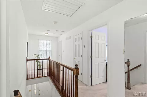 Entry Way - 2263 Pendleton Cir, O'fallon, MO 63368 photo 3 of 4