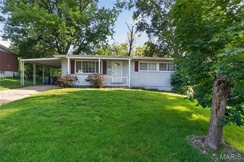 1723 Keelen Dr, Saint Louis, MO 63136