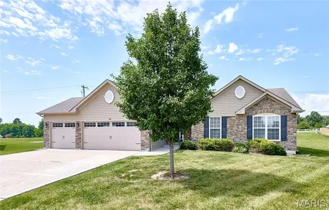 160 Hidden Mill Ct, Moscow Mills, MO 63362