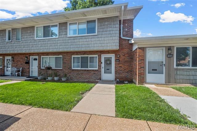 10640 Carroll Wood Way, Saint Louis, MO 63128