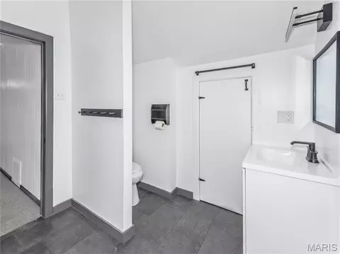 Bath - 710 E Main St, Alhambra, IL 62001 photo 5 of 5