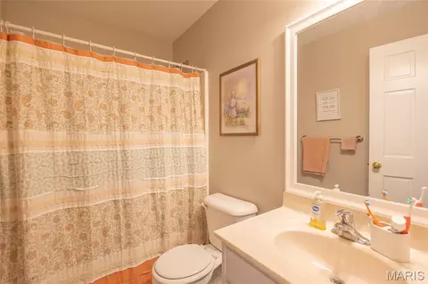 Bath - 16759 Route E, Perry, MO 63462 photo 5 of 5