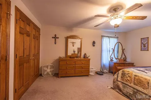 Bedroom - 16759 Route E, Perry, MO 63462 photo 2 of 7