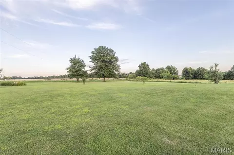 Exterior - 16759 Route E, Perry, MO 63462 photo 6 of 12