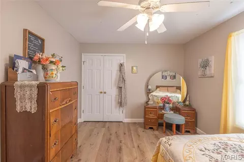 Bedroom - 16759 Route E, Perry, MO 63462 photo 6 of 7