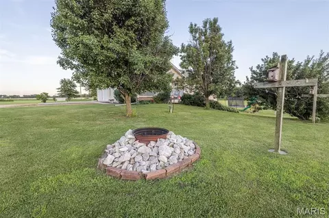 Exterior - 16759 Route E, Perry, MO 63462 photo 9 of 12