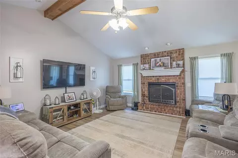 Living - 16759 Route E, Perry, MO 63462 photo 2 of 2