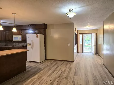 Entry Way - Undisclosed, Dexter, MO 63841 photo 1 of 1