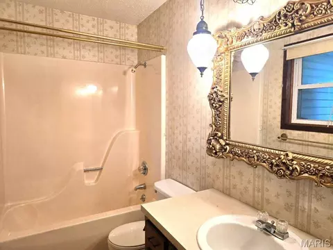 Bath - Undisclosed, Dexter, MO 63841 photo 1 of 1