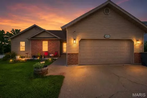 22810 Return Ln, Waynesville, MO 65583