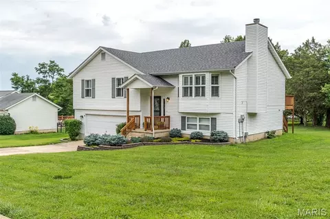 Exterior - 7716 Meadow View Cir, Union, MO 63084 photo 5 of 13